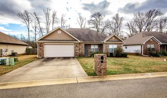 153 Meadow Dr, Beebe, AR 72012