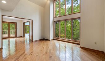 155 CONNIE, Basye, VA 22810