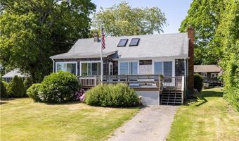 43 Flintstone Rd, Narragansett, RI 02882
