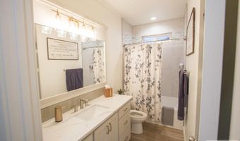 4900 Torcello Dr, Ammon, ID 83406