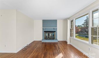 14 Morgan Blvd, Asheville, NC 28704