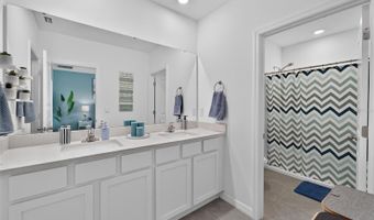 472 MANGROVE SHADE Cir, Apollo Beach, FL 33572