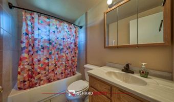 52 Road 8UC, Clark, WY 82435