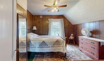 1703 Crown Point Rd, Bridport, VT 05734