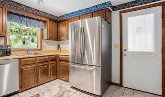 32 Island Pond Rd, Atkinson, NH 03811
