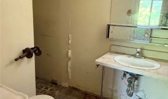 3641 Green Garden Rd, Aliquippa, PA 15001