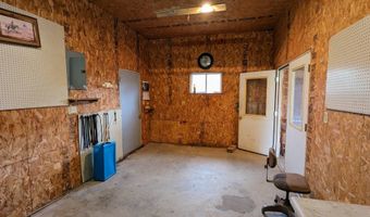 904 Guthrie St, Adair, IA 50002
