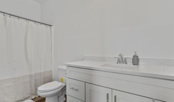 8701 Old Spanish Trl 104, Ocean Springs, MS 39564