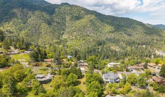 Terrace Street, Ashland, OR 97520