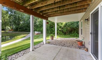 6151 Charleston Ln, Allendale, MI 49401