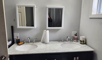14 Getchell St, Bath, ME 04530