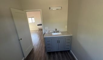 9188 W Gleed Station Rd, Ash Fork, AZ 86320