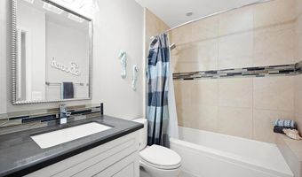 111 Sequoia Ave C, Carlsbad, CA 92008