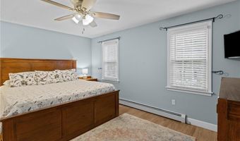 2594 Division Rd, East Greenwich, RI 02818