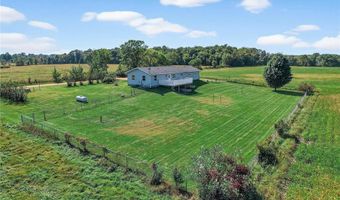 2027 40th Ave, Alden, WI 54020