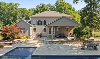 2820 Ashwood Dr, Alliance, OH 44601