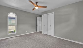 2404 N Robin St, Altus, OK 73521