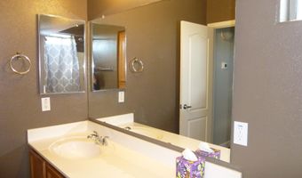 2727 N PRICE Rd 28, Chandler, AZ 85224