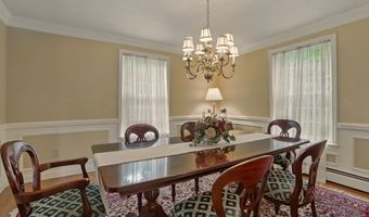 4 Catesby Ln, Bedford, NH 03110