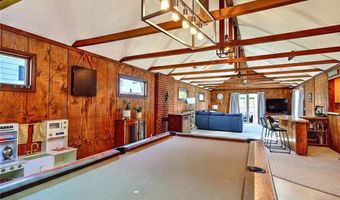 62 Meadowcrest Dr, Cumberland, RI 02864