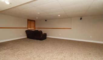 1017 10th Ave NW, Altoona, IA 50009