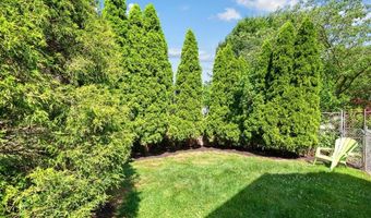 203 ALBANY Ave, Barrington, NJ 08007