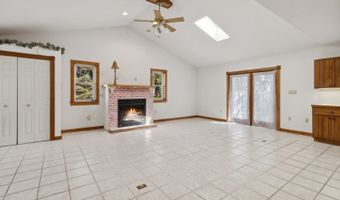 8720 NE 46th Ave, Altoona, IA 50009