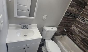 1827 MCCULLOH St, Baltimore, MD 21217