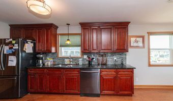 11088 Tahiti St, Bay St. Louis, MS 39520