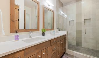 60454 Kangaroo Loop, Bend, OR 97702