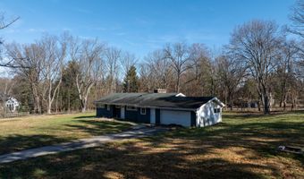2844 Whippoorwill Ln, Ann Arbor, MI 48103
