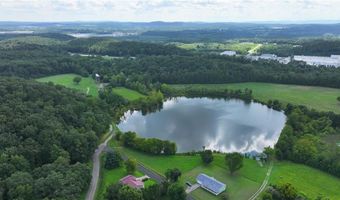 946 Gardner Springs Rd SE, Adairsville, GA 30103