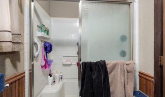 667 W Elm St, Aurora, MO 65605