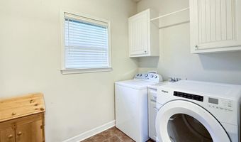 105 Valderrama Dr, Benton, AR 72015