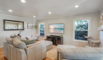 8980 Linden Ln, La Mesa, CA 91941