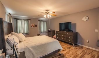 26 Columbia St, Amsterdam, NY 12010