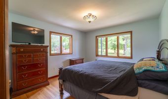 1200 Rocky Ridge Rd, Amsterdam, NY 12010