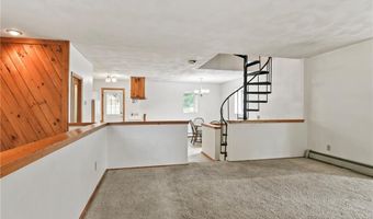28 Sand Hill Dr, North Kingstown, RI 02852