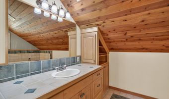 307 Hillcrest St, Ashland, OR 97520