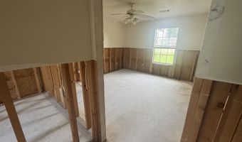 1811 Birchwood Dr, Beebe, AR 72012
