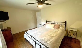 13 Old Mill Rd, Arlington, VT 05250