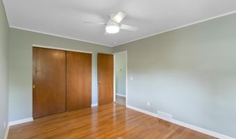 1210 Acewood Blvd, Madison, WI 53716