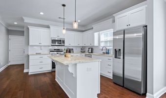 1666 ARLINGTON PARK Cir, Albany, GA 31701