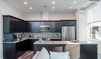 7809 WOODMONT Ave 3A, Bethesda, MD 20814