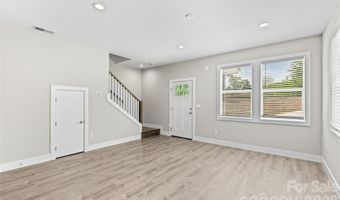 128 Rock Hill Rd, Asheville, NC 28803