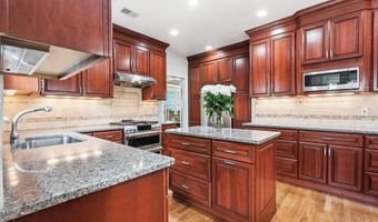 8015 QUARRY RIDGE Way, Bethesda, MD 20817