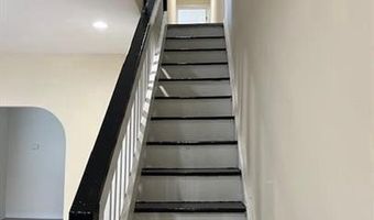 537 WILDWOOD Pkwy, Baltimore, MD 21229