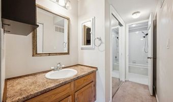 25 SPRUCE Ct, Bedminster, NJ 07921