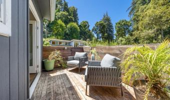 321 Valencia Rd, Aptos, CA 95003