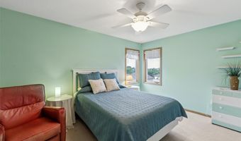 1822 30th Ave SW, Altoona, IA 50009